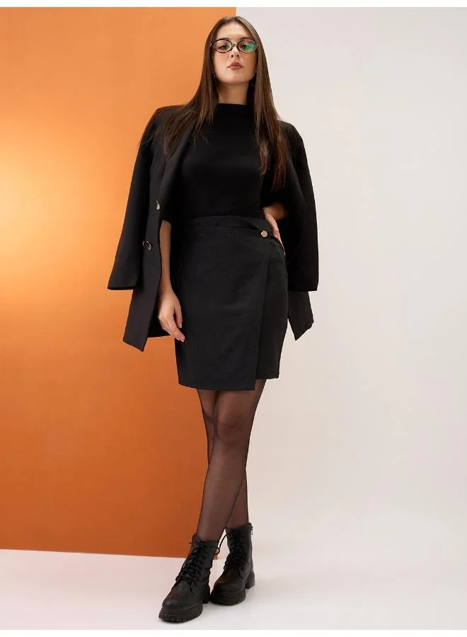 globus Globus Women Black Self Checkered Mid-Rise Stretchable Wrap Mini Skirt